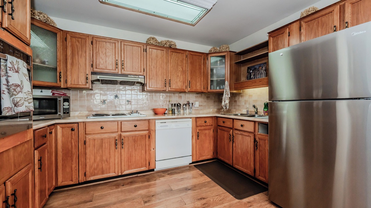 Photo of Kitchen in Colpoys Bay