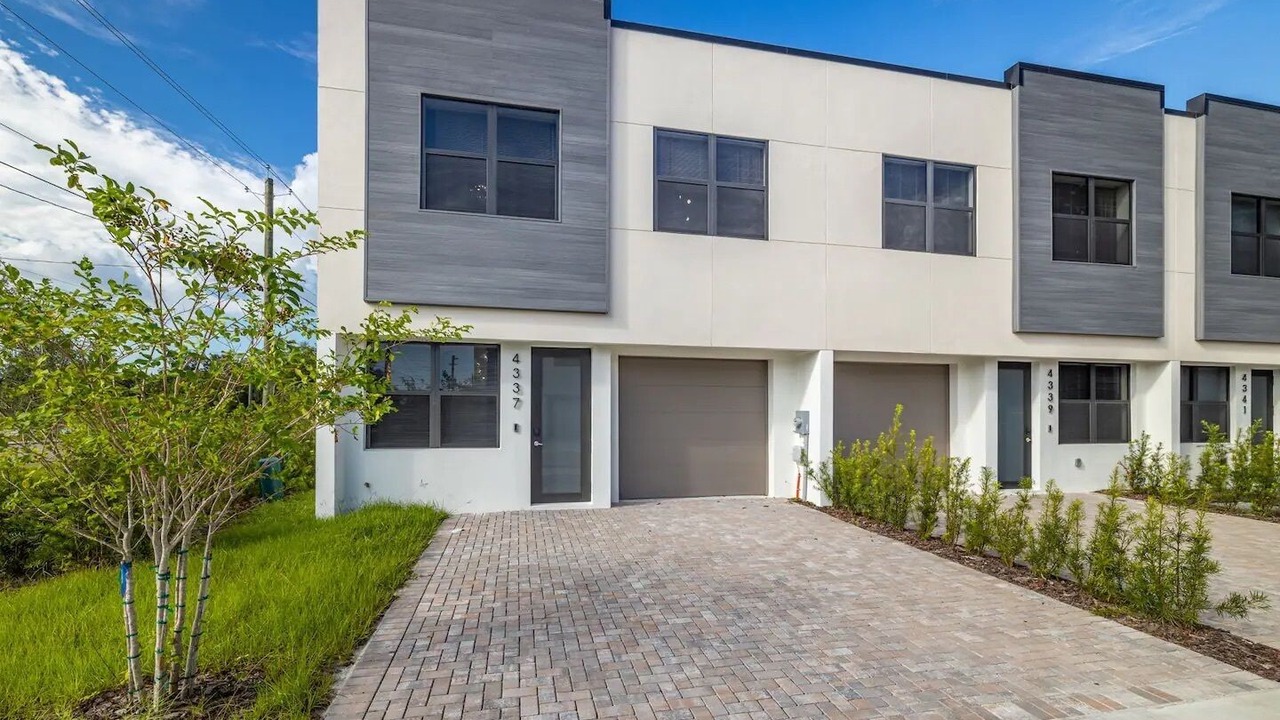 Photo of Outdoor in Pinecrest West Park