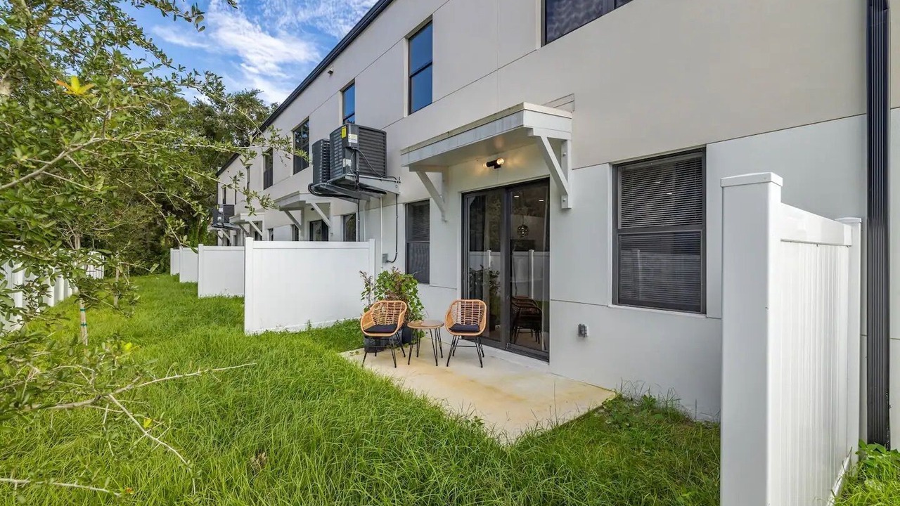 Photo of Outdoor in Pinecrest West Park