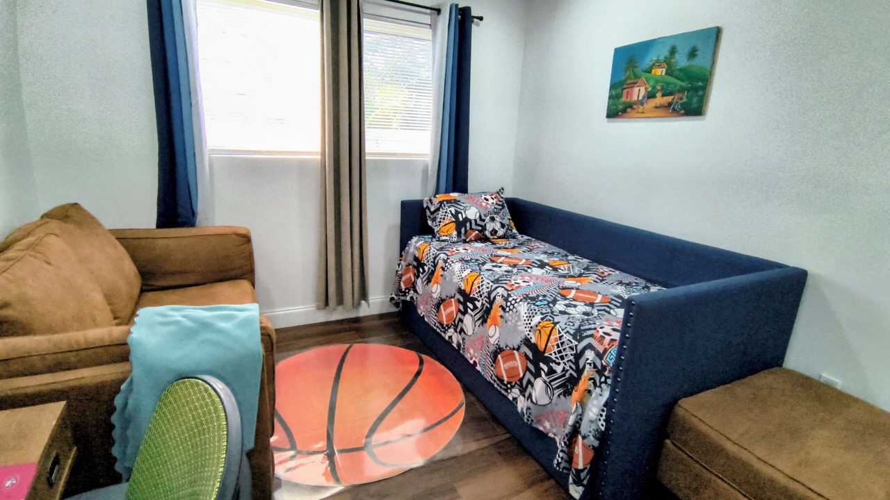Photo of Livingroom in Miramar