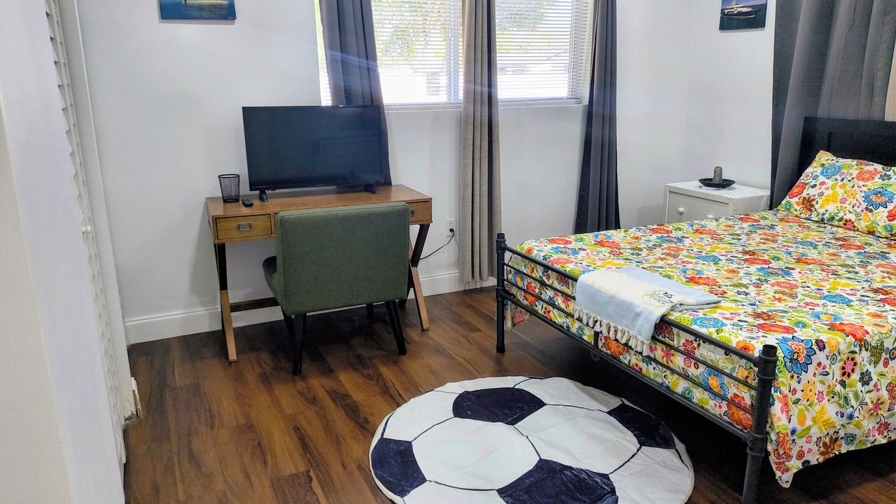Photo of Bedroom in Miramar