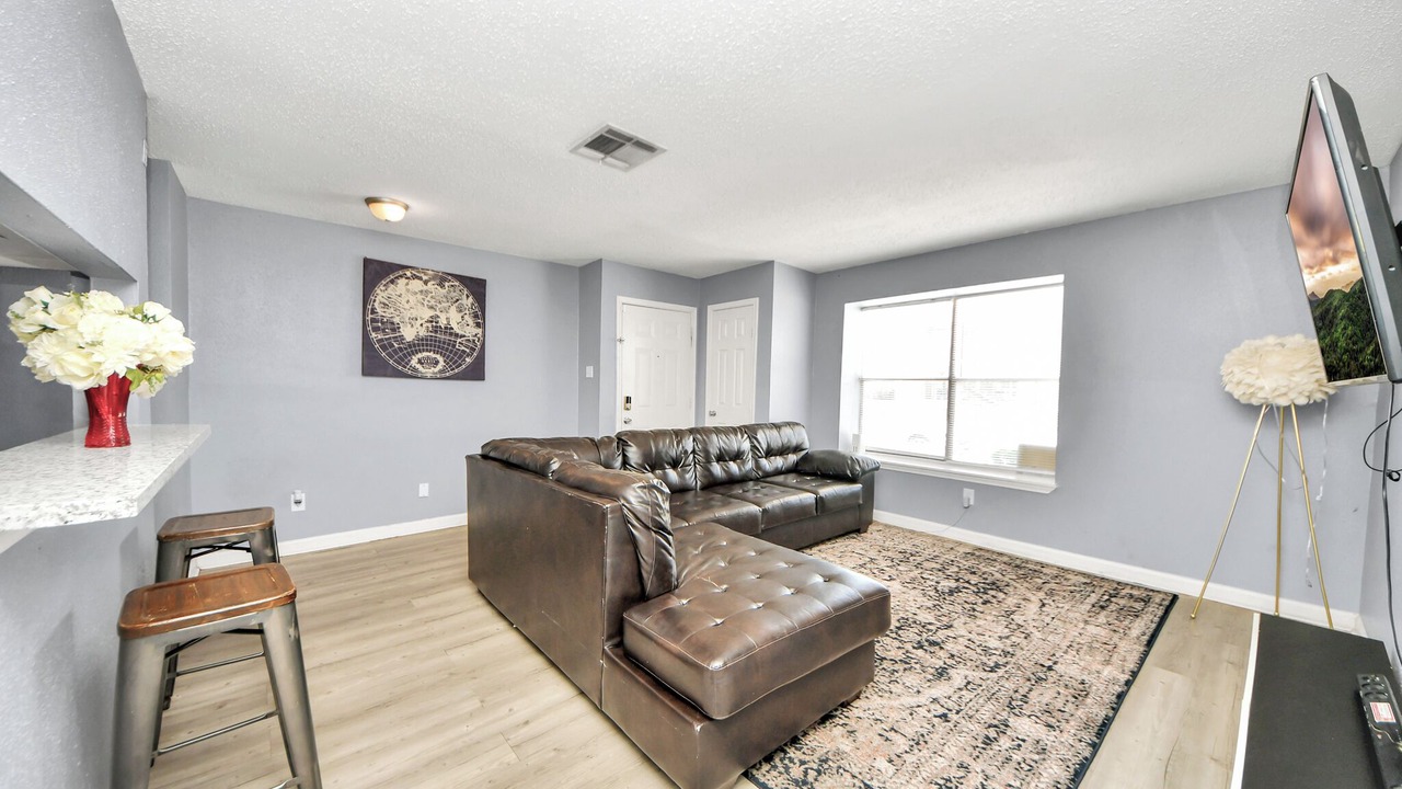Photo of Livingroom in North Shore
