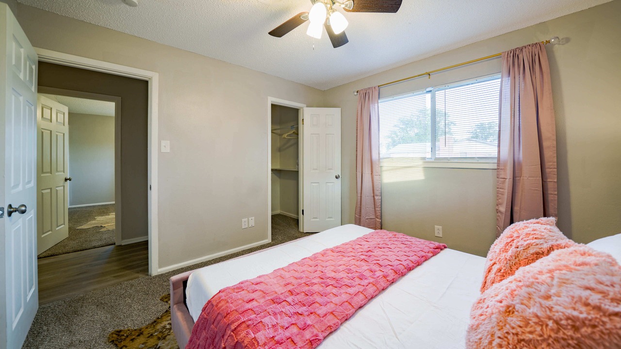 Photo of Bedroom in Bowie