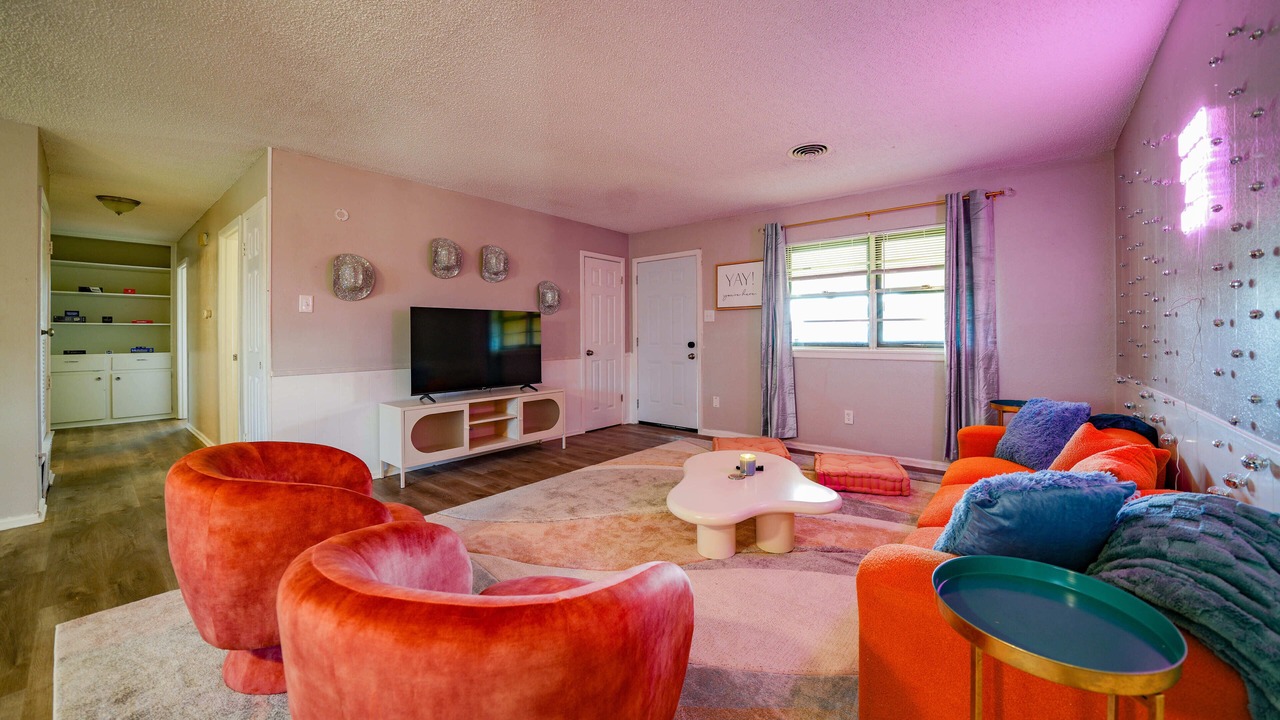 Photo of Livingroom in Bowie