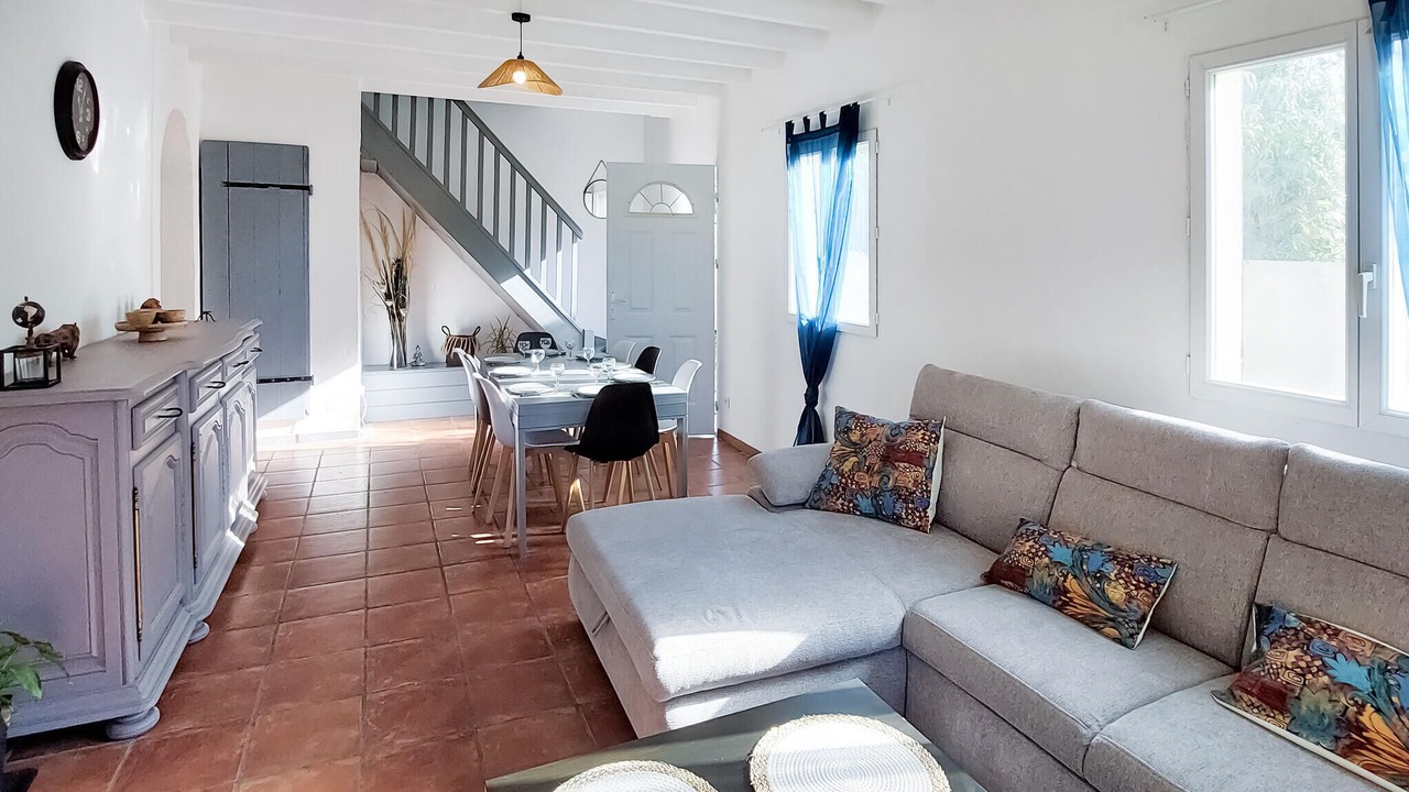 Photo of Bedroom in Lanton