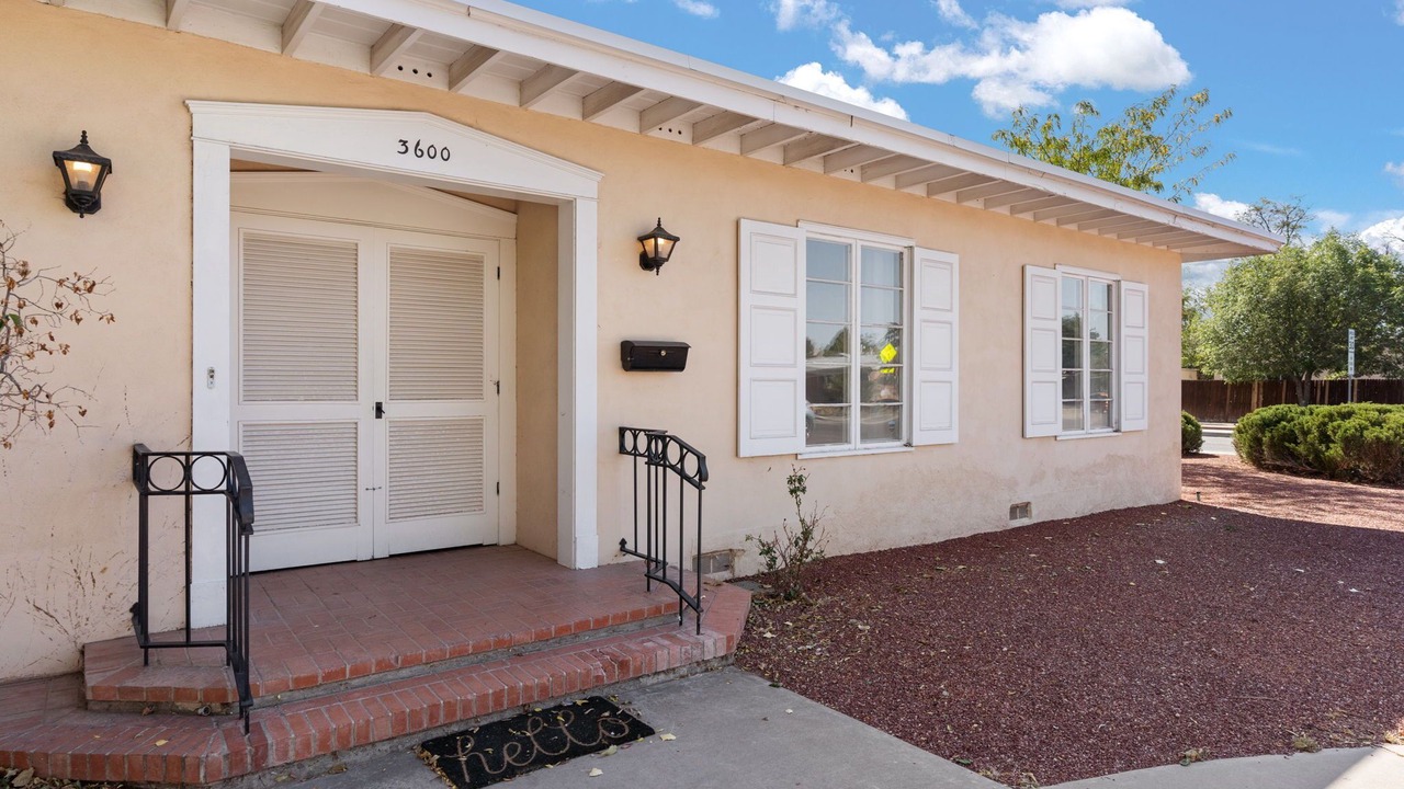 Photo of Outdoor in Altura Addition