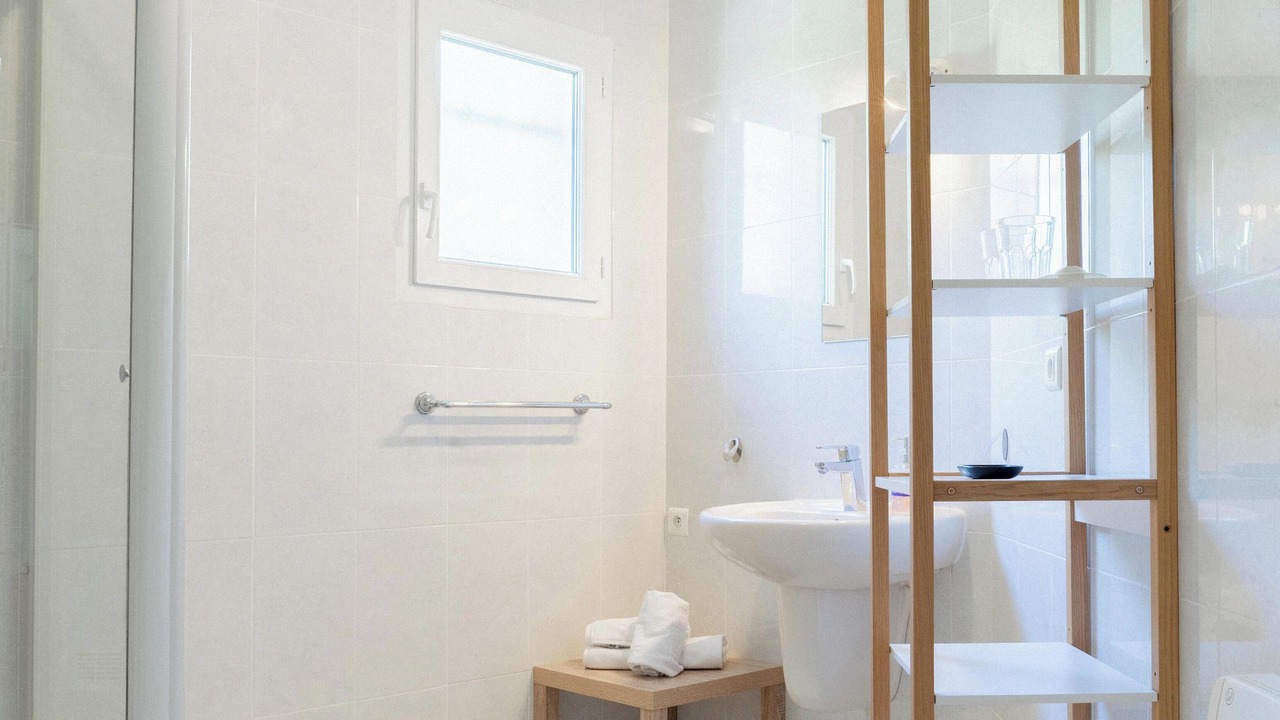 Photo of Bathroom in Siran