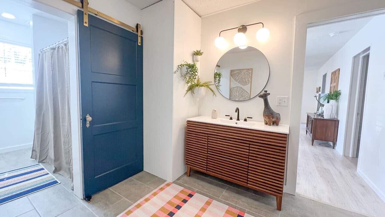 Photo of Bathroom in Mountain View