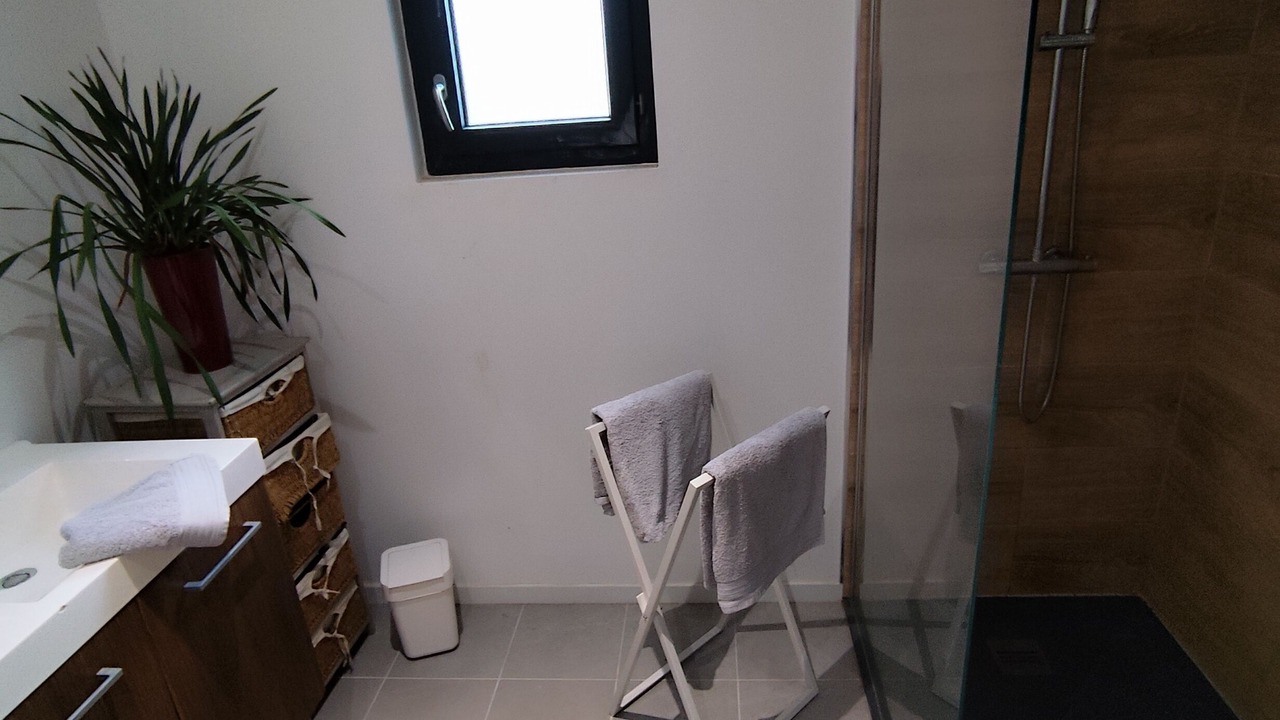 Photo of Bathroom in Busque