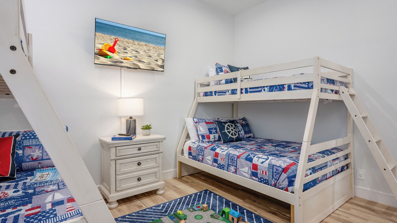 Photo of Bedroom in Crystal Beach