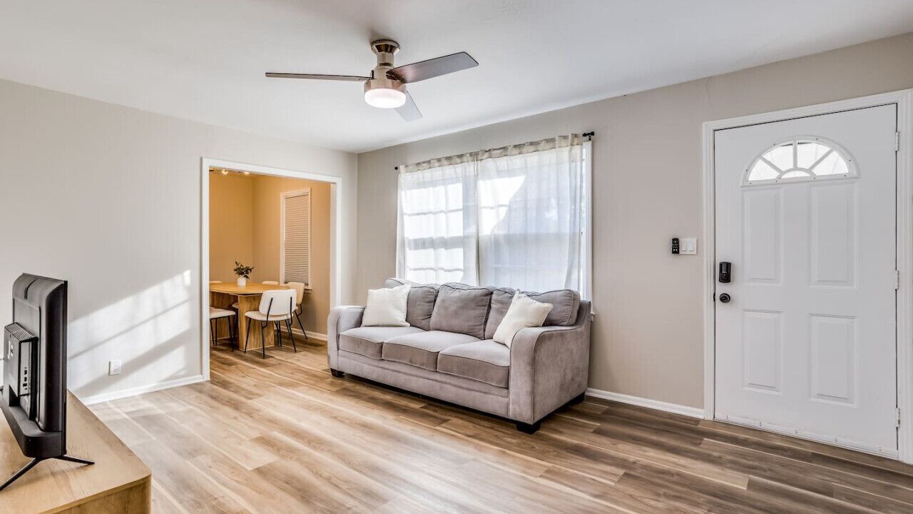 Photo of Livingroom in Derby