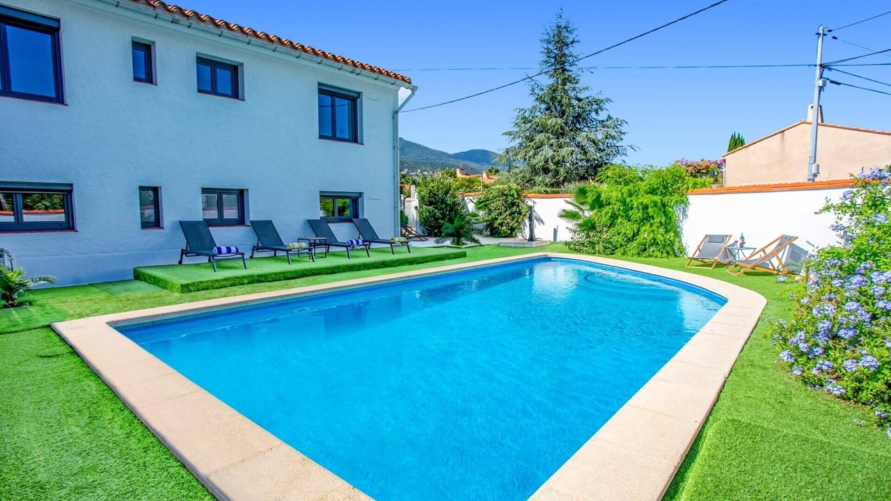 Photo of Others in Laroque-des-Alberes