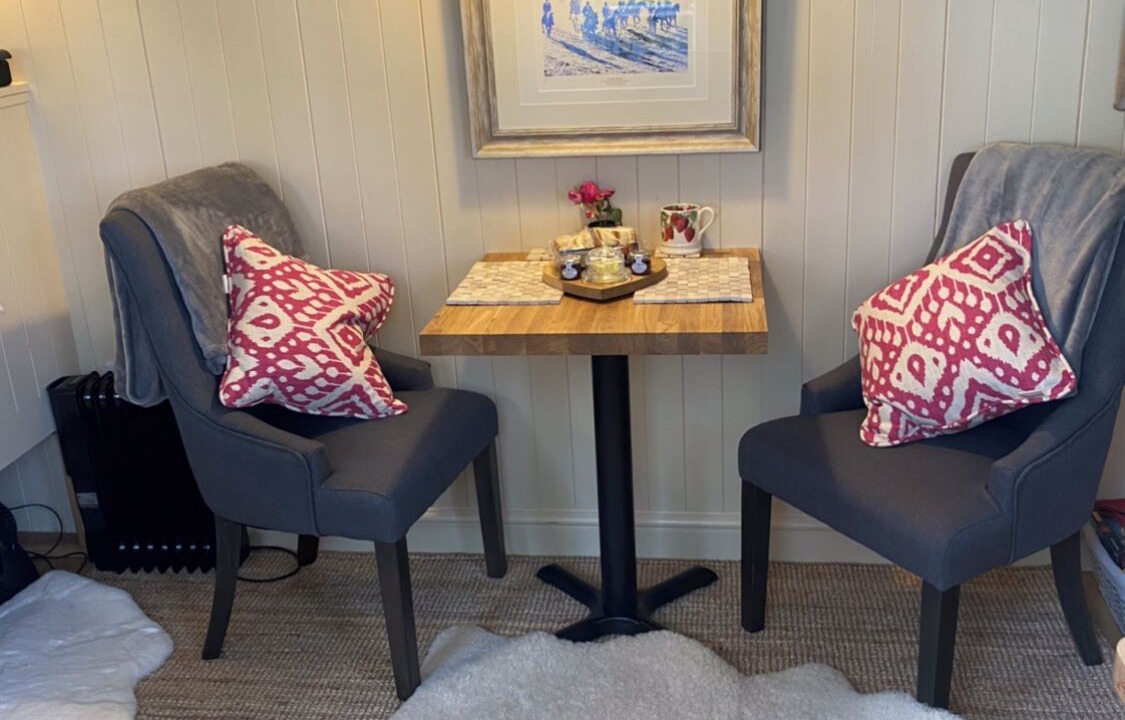 Photo of Others in Broadwas