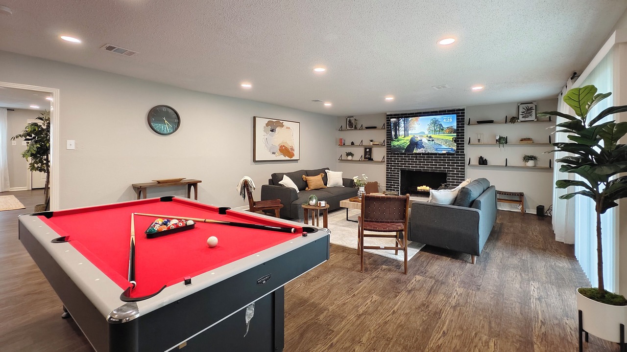 Photo of Livingroom in Foster Place