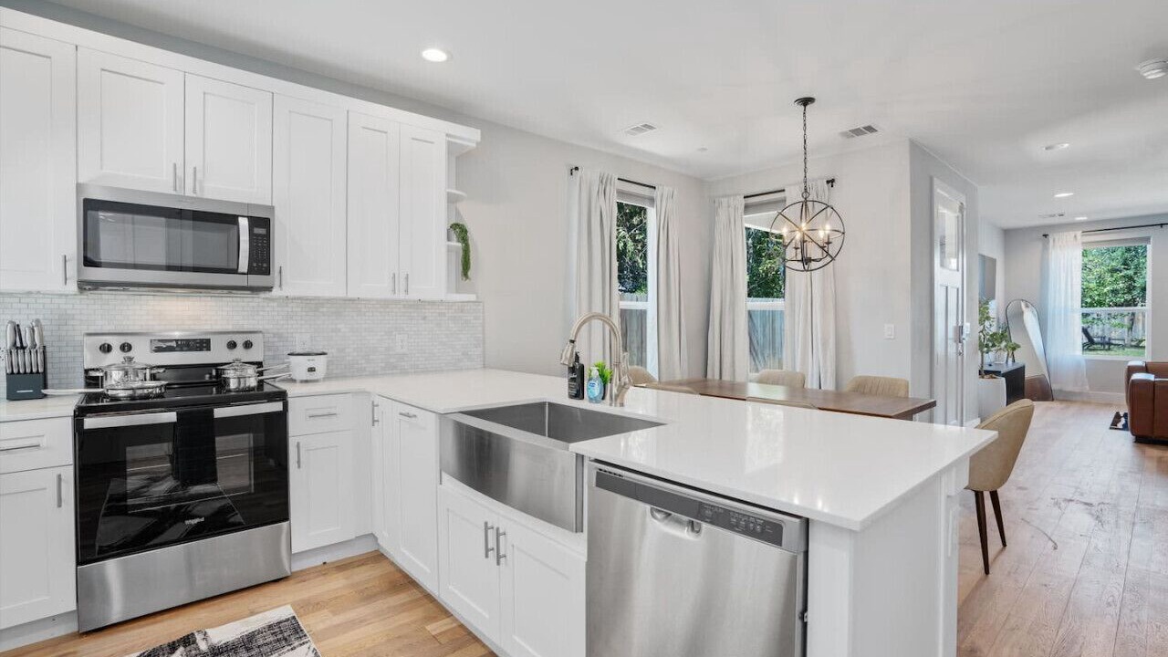 Photo of Kitchen in University Hills and Windsor Park
