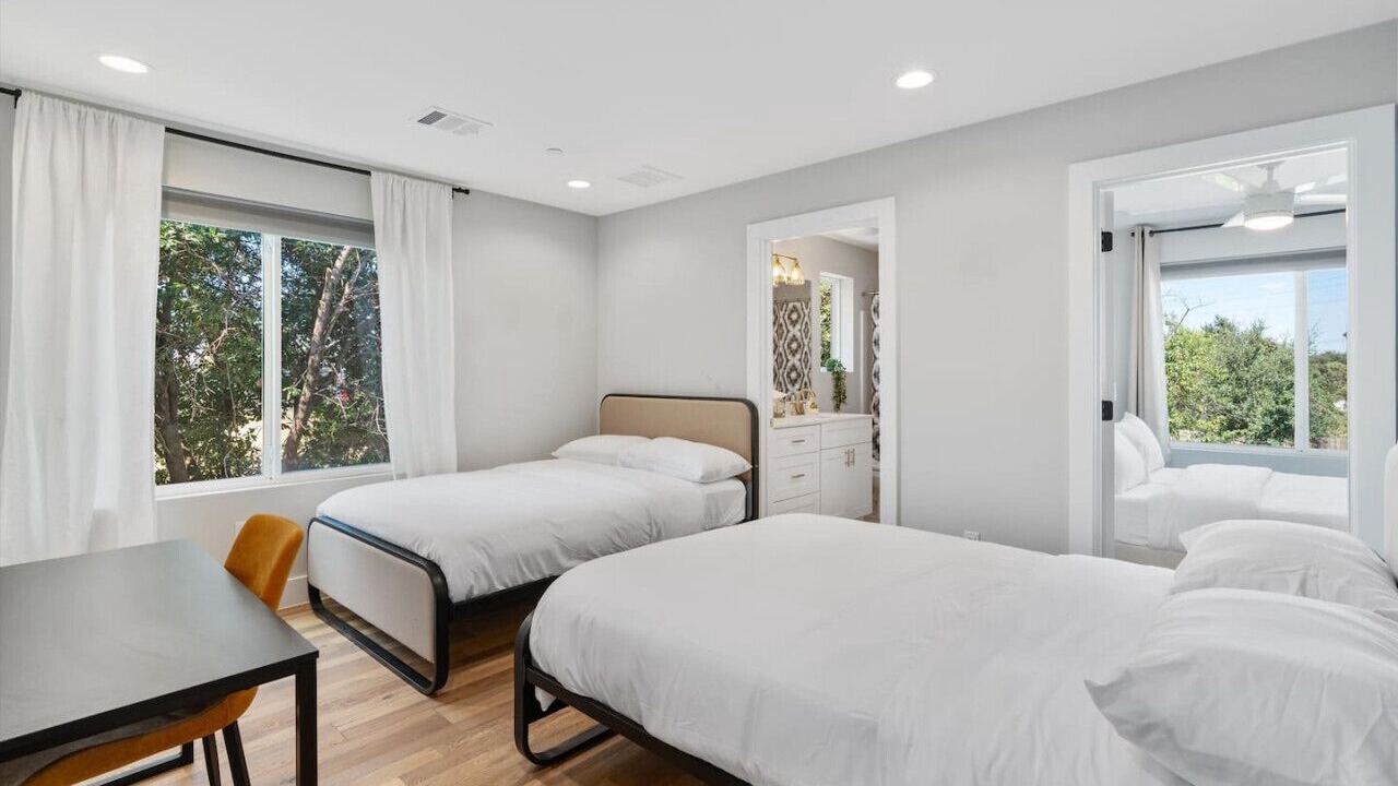 Photo of Bedroom in University Hills and Windsor Park