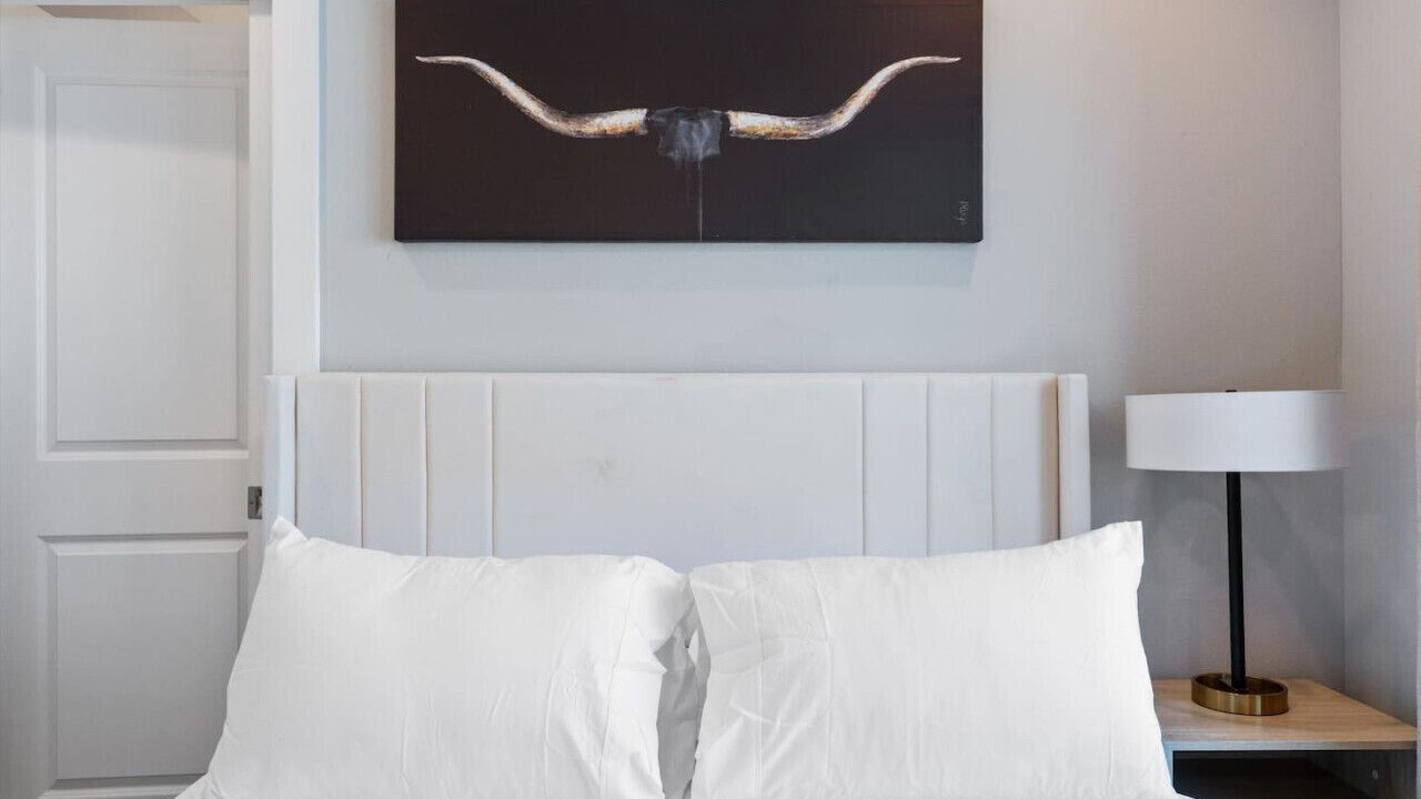 Photo of Bedroom in University Hills and Windsor Park