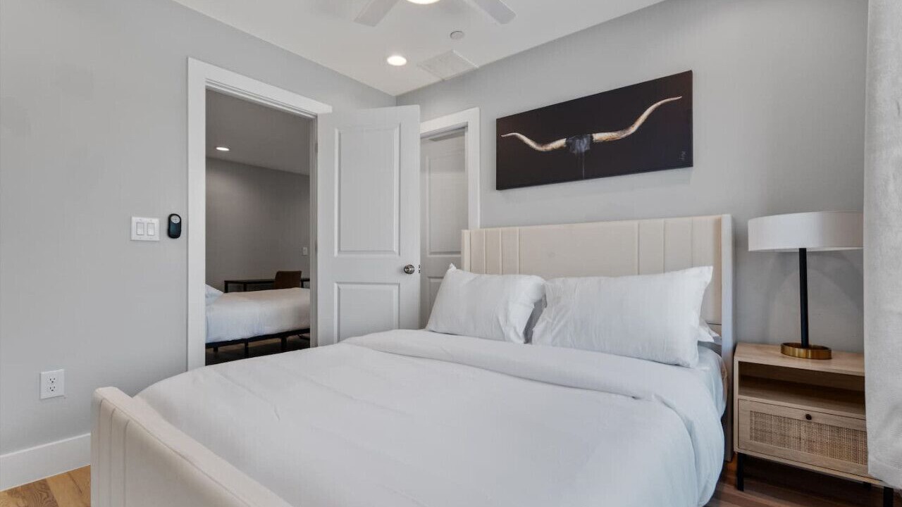Photo of Bedroom in University Hills and Windsor Park