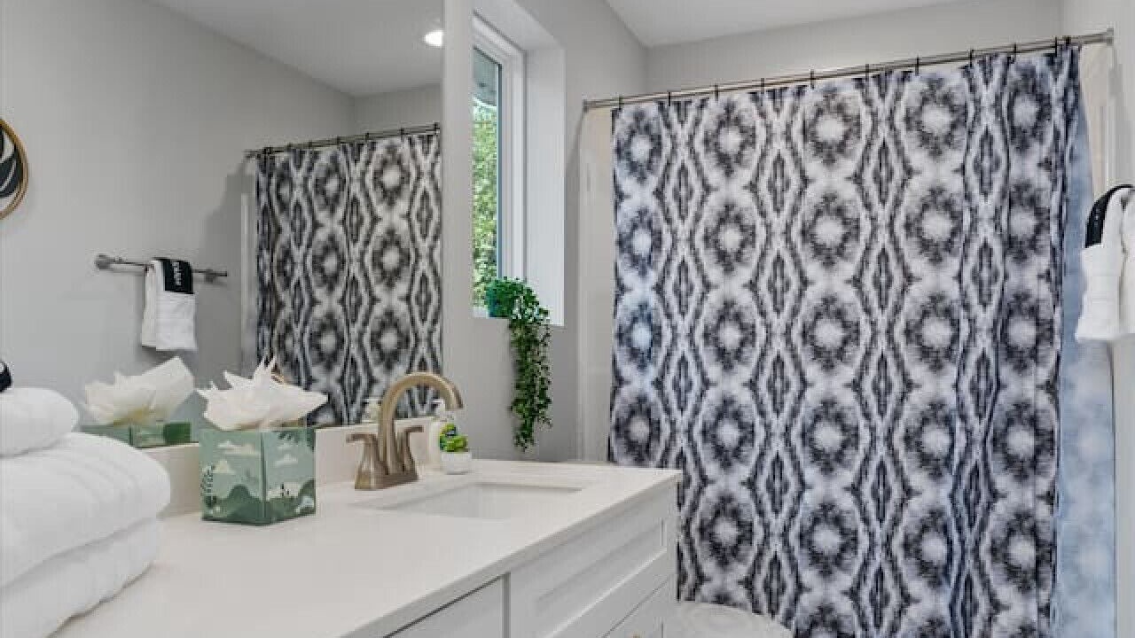 Photo of Bathroom in University Hills and Windsor Park