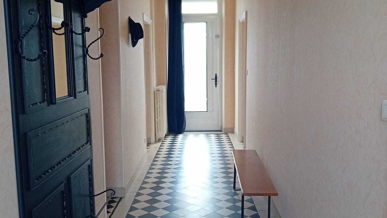 Photo of Others in Ambrault