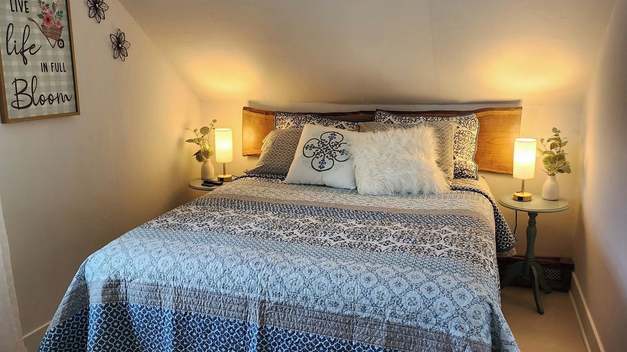 Photo of Bedroom in Olcott