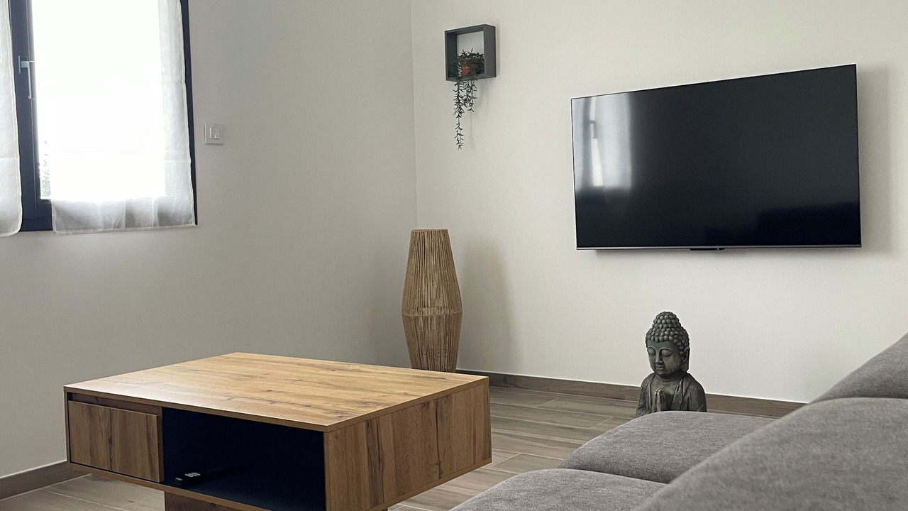 Photo of Livingroom in Les Mages