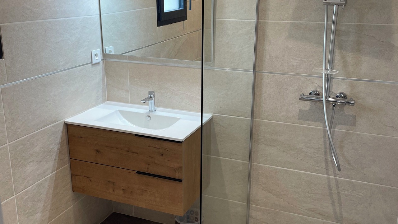 Photo of Bathroom in Les Mages