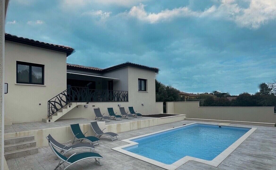Photo of Outdoor in Les Mages