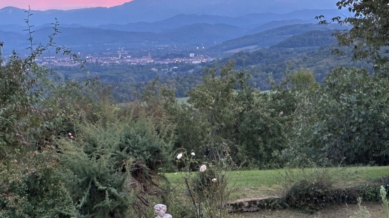Photo of Others in Bezac