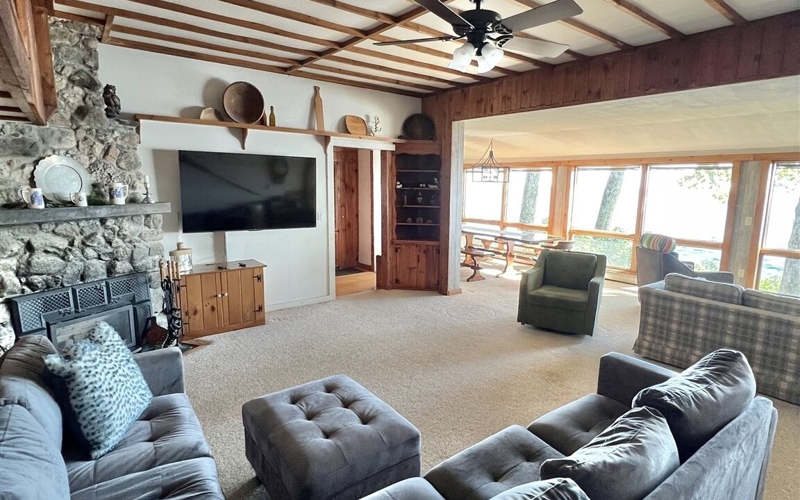 Photo of Livingroom in North Sebago