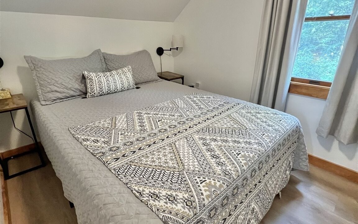 Photo of Bedroom in North Sebago