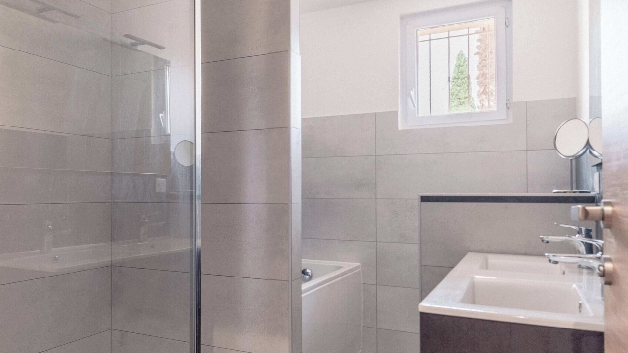 Photo of Bathroom in Pouzols-Minervois
