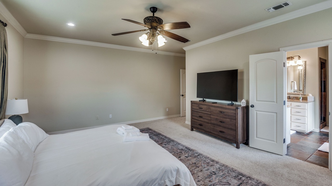 Photo of Bedroom in Fort Worth Cultural District