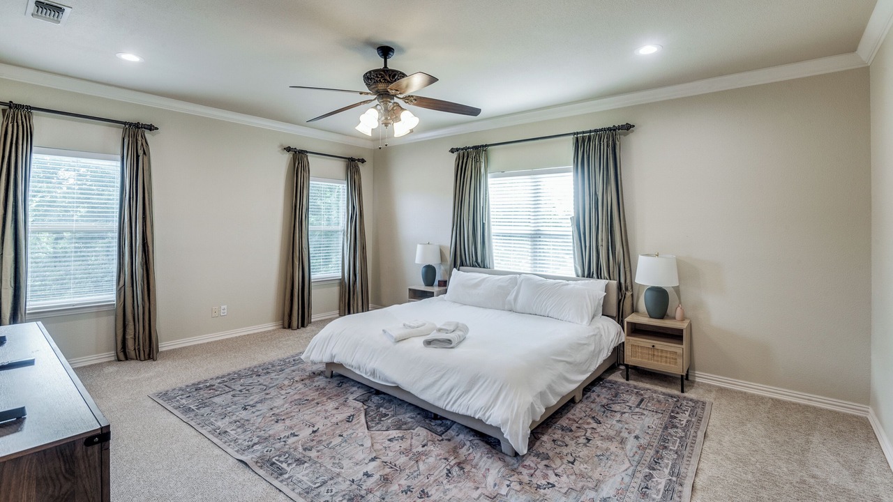 Photo of Bedroom in Fort Worth Cultural District