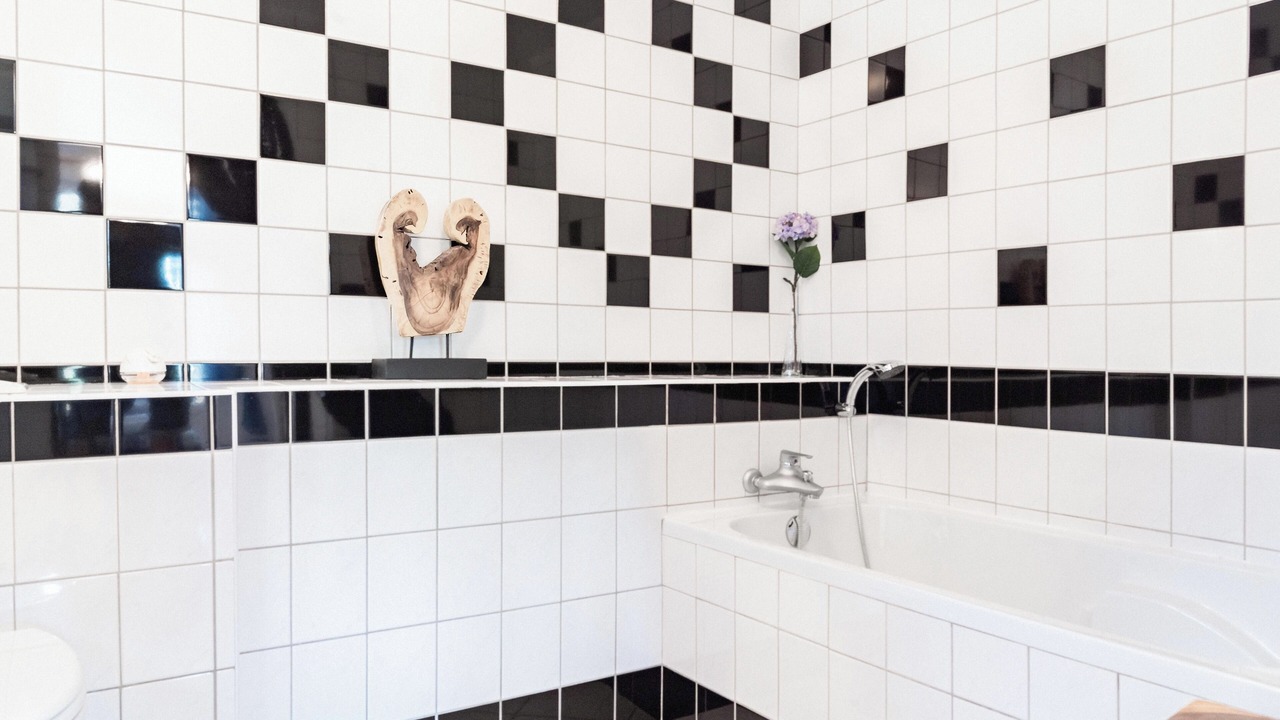 Photo of Bathroom in Siran