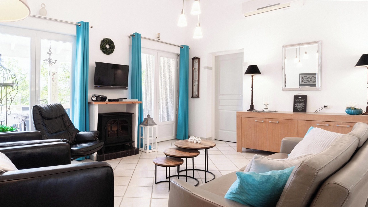 Photo of Livingroom in Siran