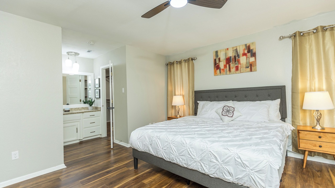 Photo of Bedroom in North Richland Hills