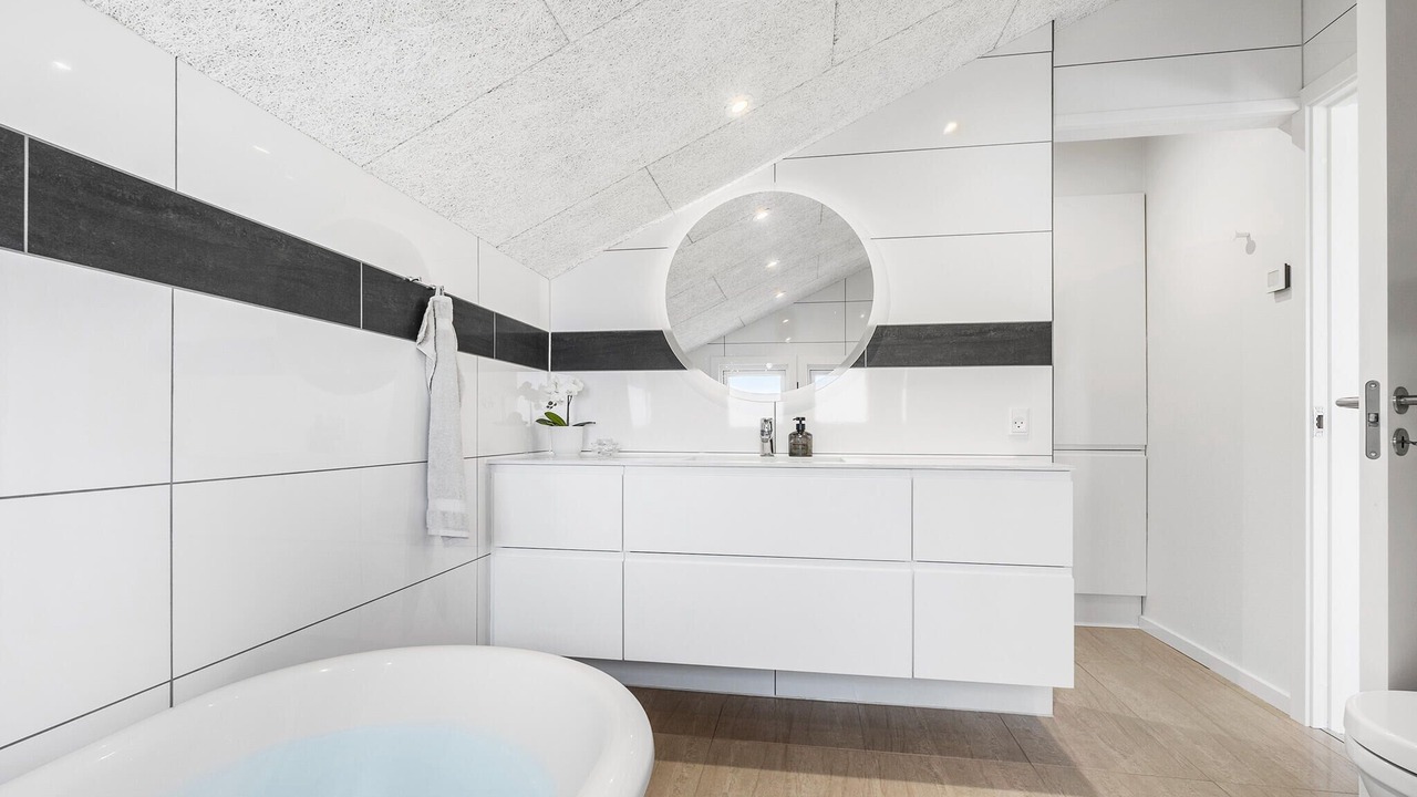 Photo of Bathroom in Hejlsminde Strand