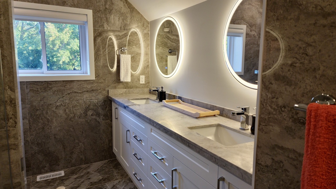 Photo of Bathroom in Grimsby