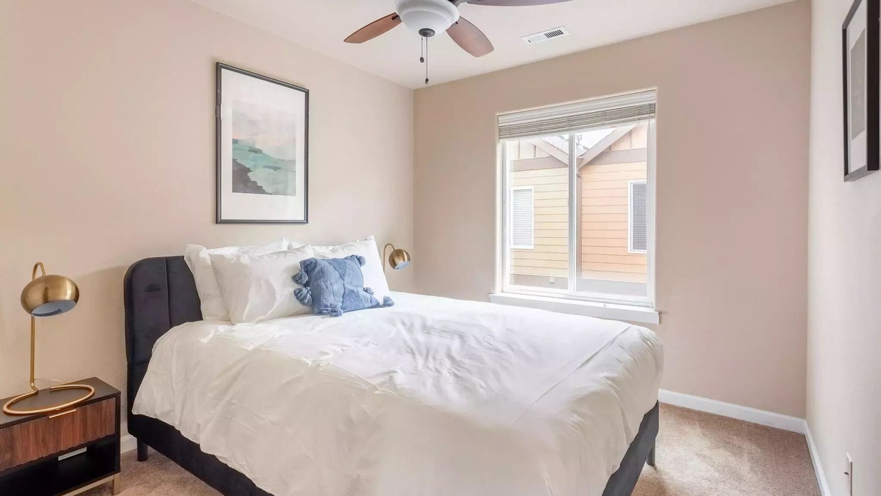 Photo of Bedroom in Five Oaks