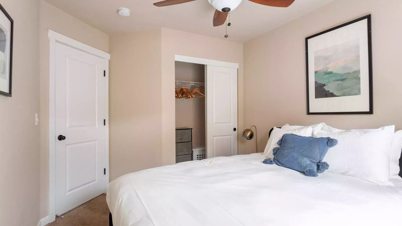 Photo of Bedroom in Five Oaks