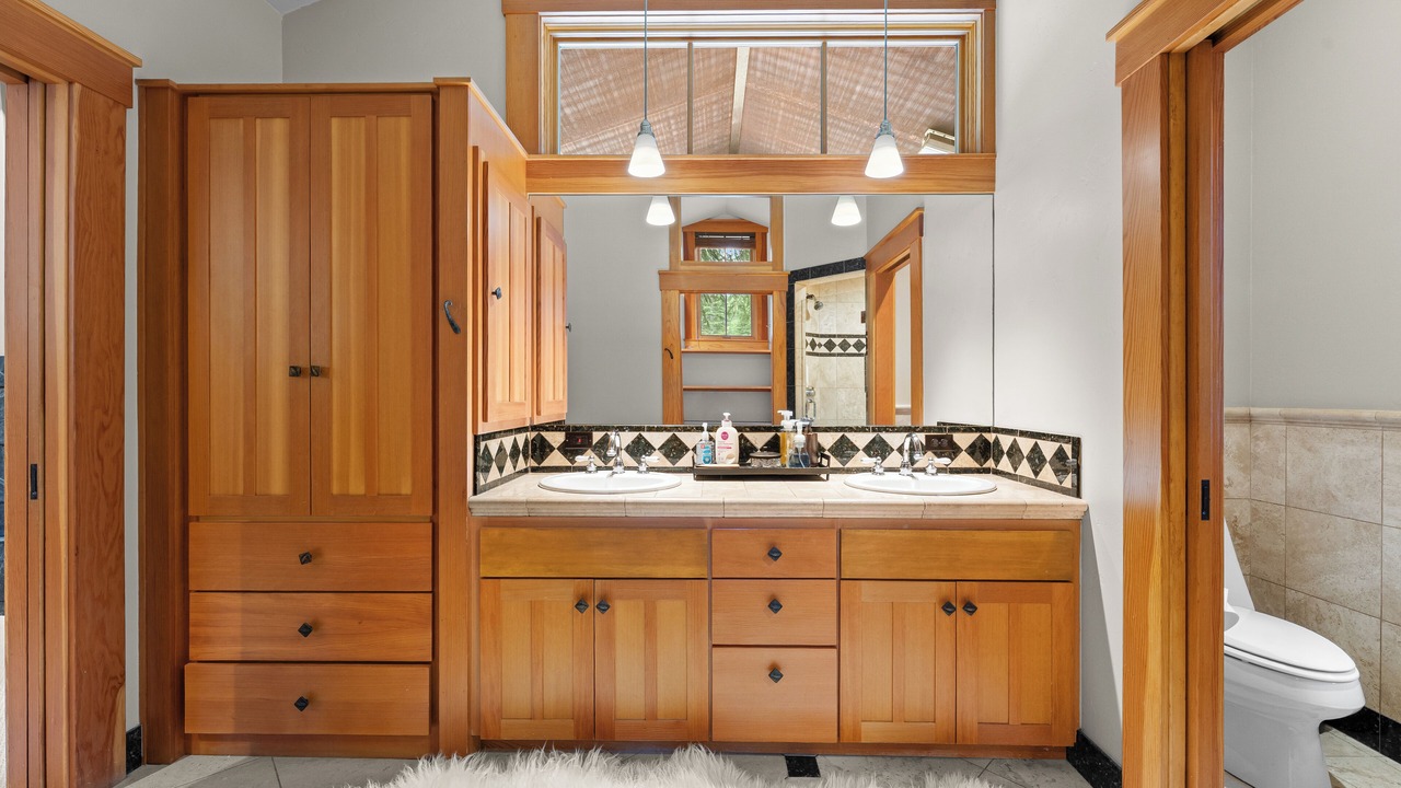 Photo of Bedroom in Ponderosa Palisades
