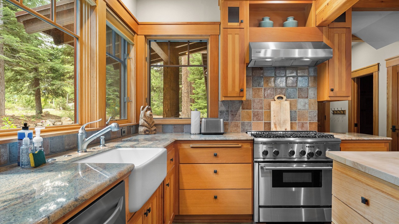 Photo of Kitchen in Ponderosa Palisades