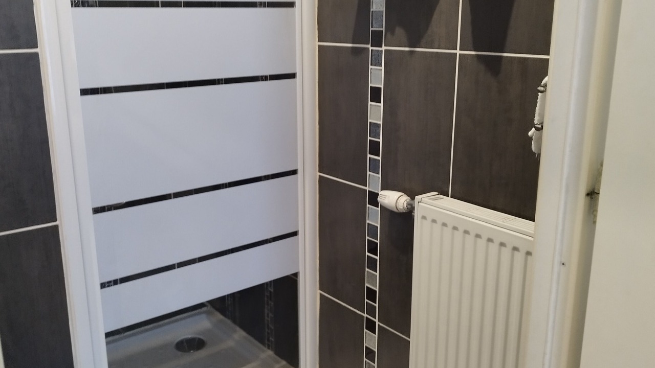 Photo of Bathroom in Paray-Vieille-Poste