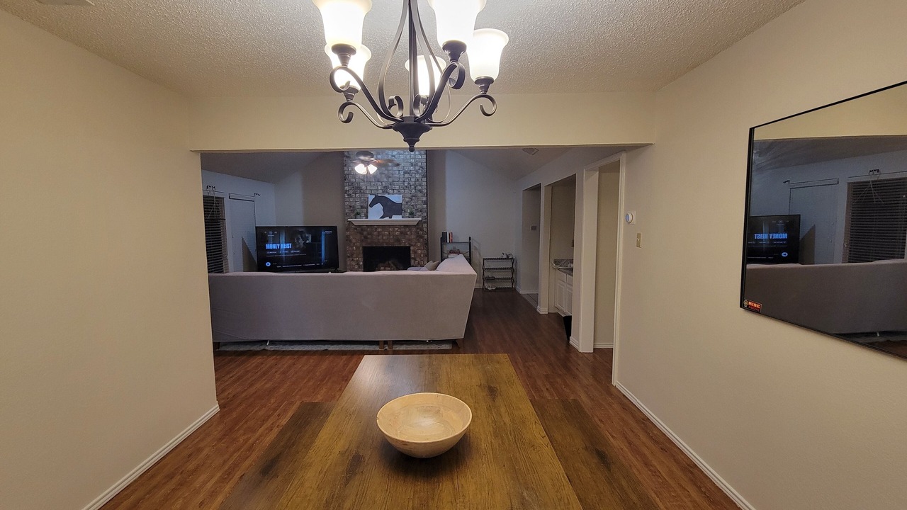 Photo of Livingroom in Far North Dallas