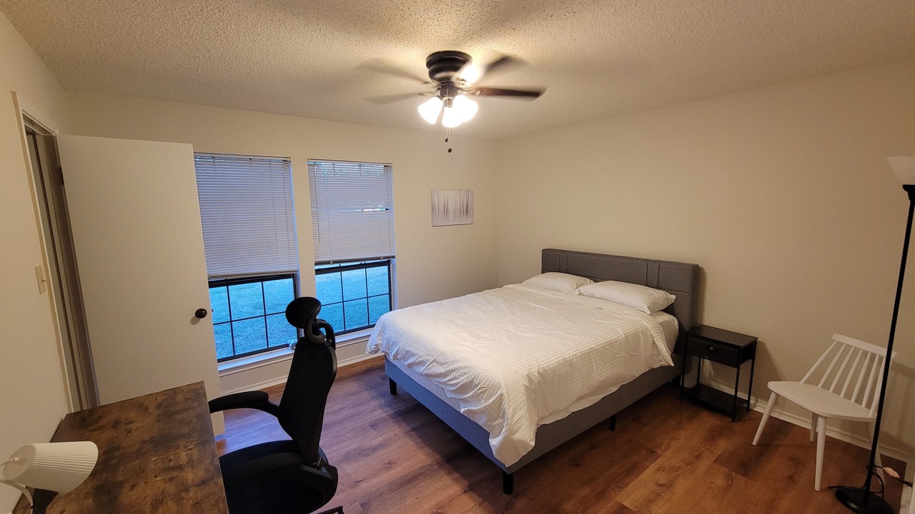 Photo of Bedroom in Far North Dallas