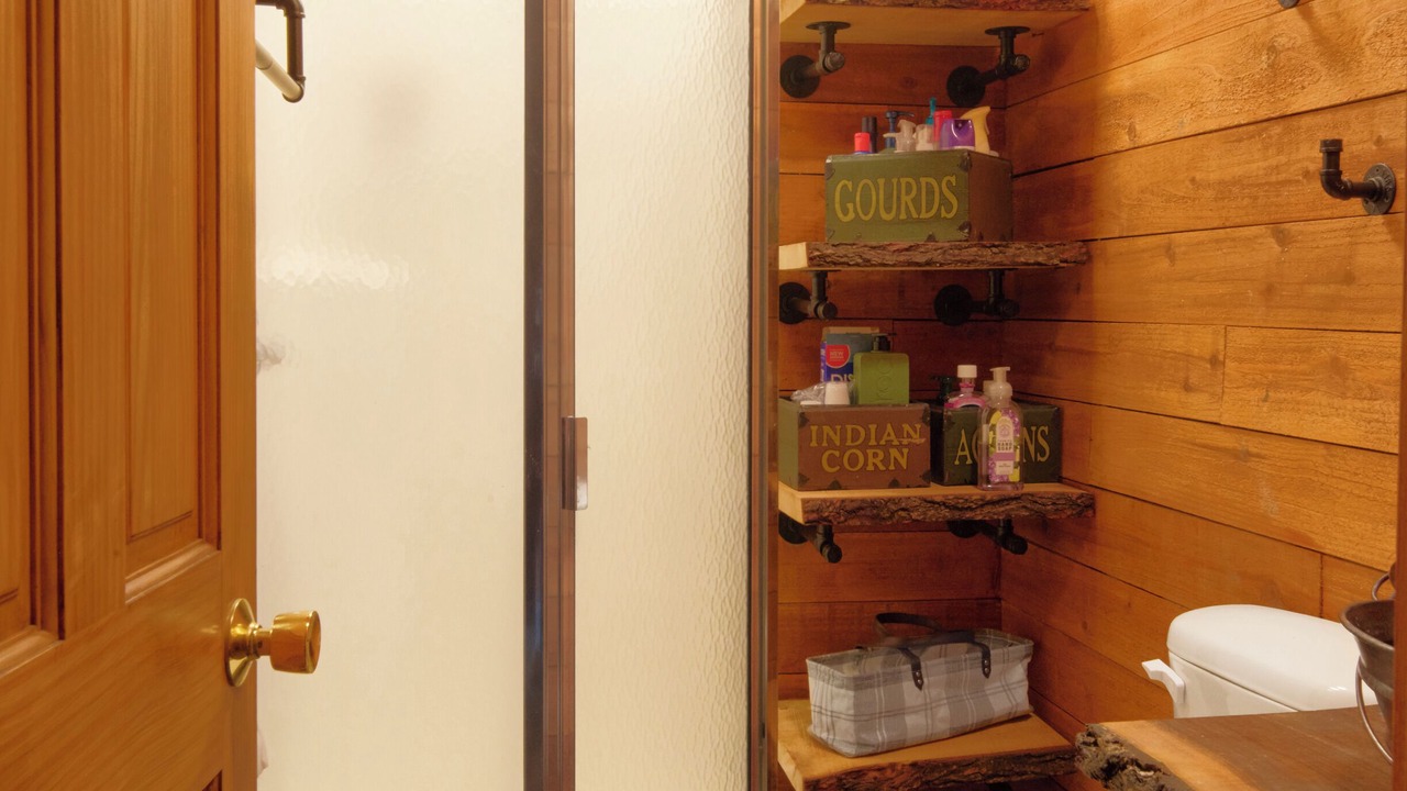 Photo of Bathroom in Narrowsburg