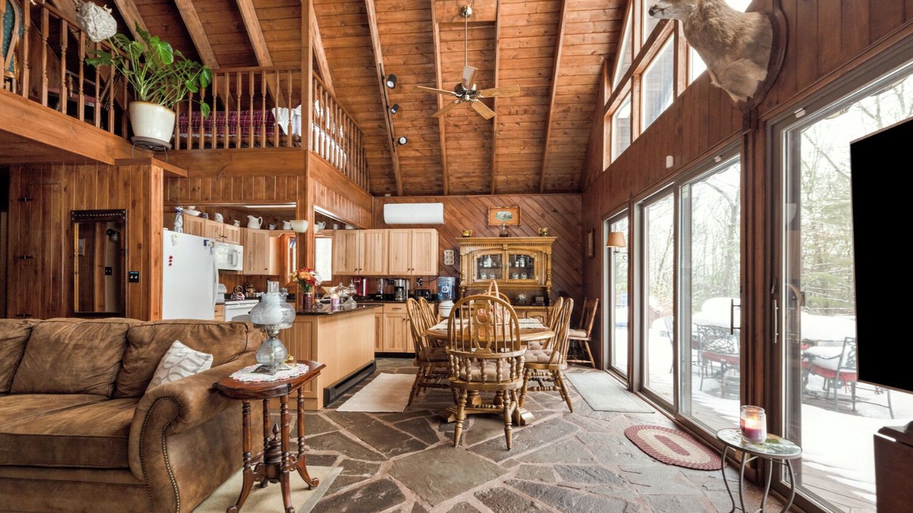 Photo of Livingroom in Narrowsburg