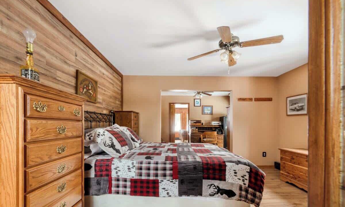 Photo of Bedroom in Narrowsburg