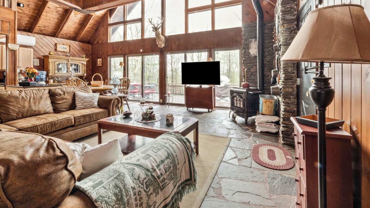 Photo of Livingroom in Narrowsburg